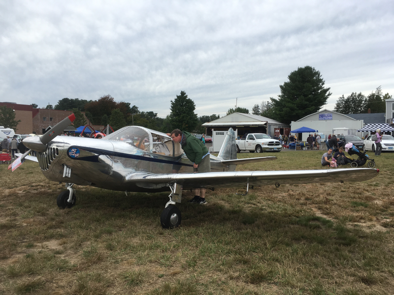 Illustration for article titled Simsbury Fly-In Photodump